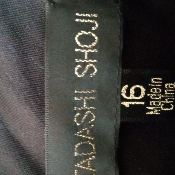 Tadashi Shoji Lace Dress Sokoto design black and red - Picture 4 of 9